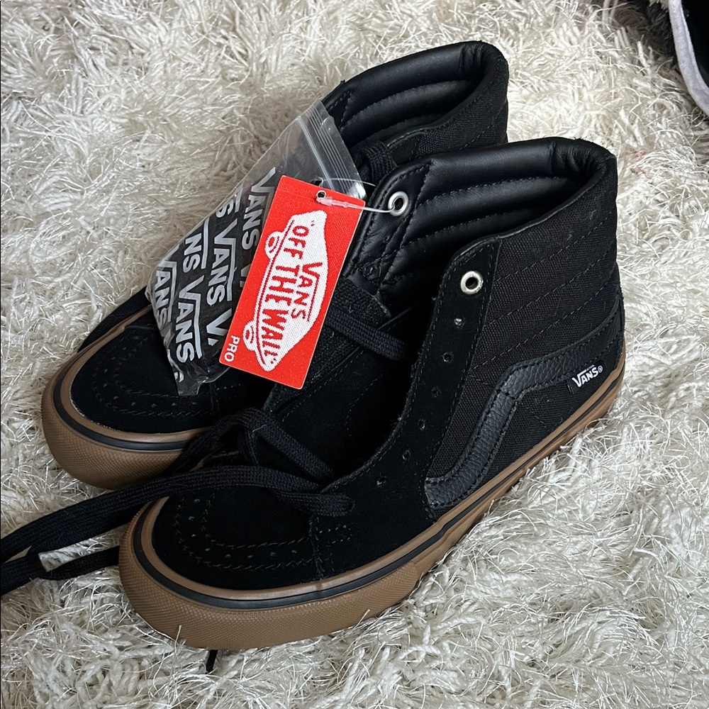 Vans PRO SK8 HI. Discontinued